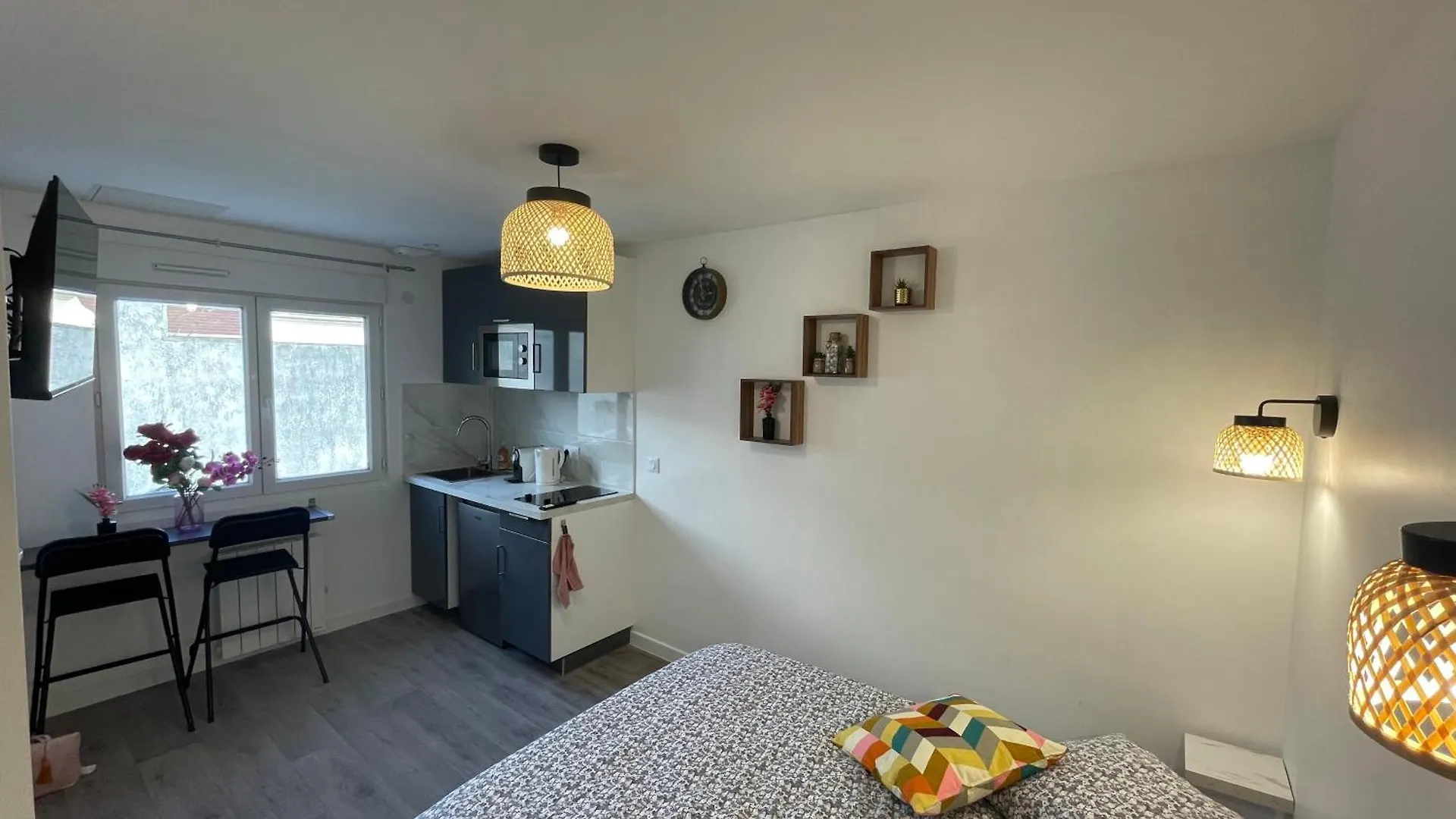 Apartment Studio 9 Neuf Et Moderne Tremblay-en-France France