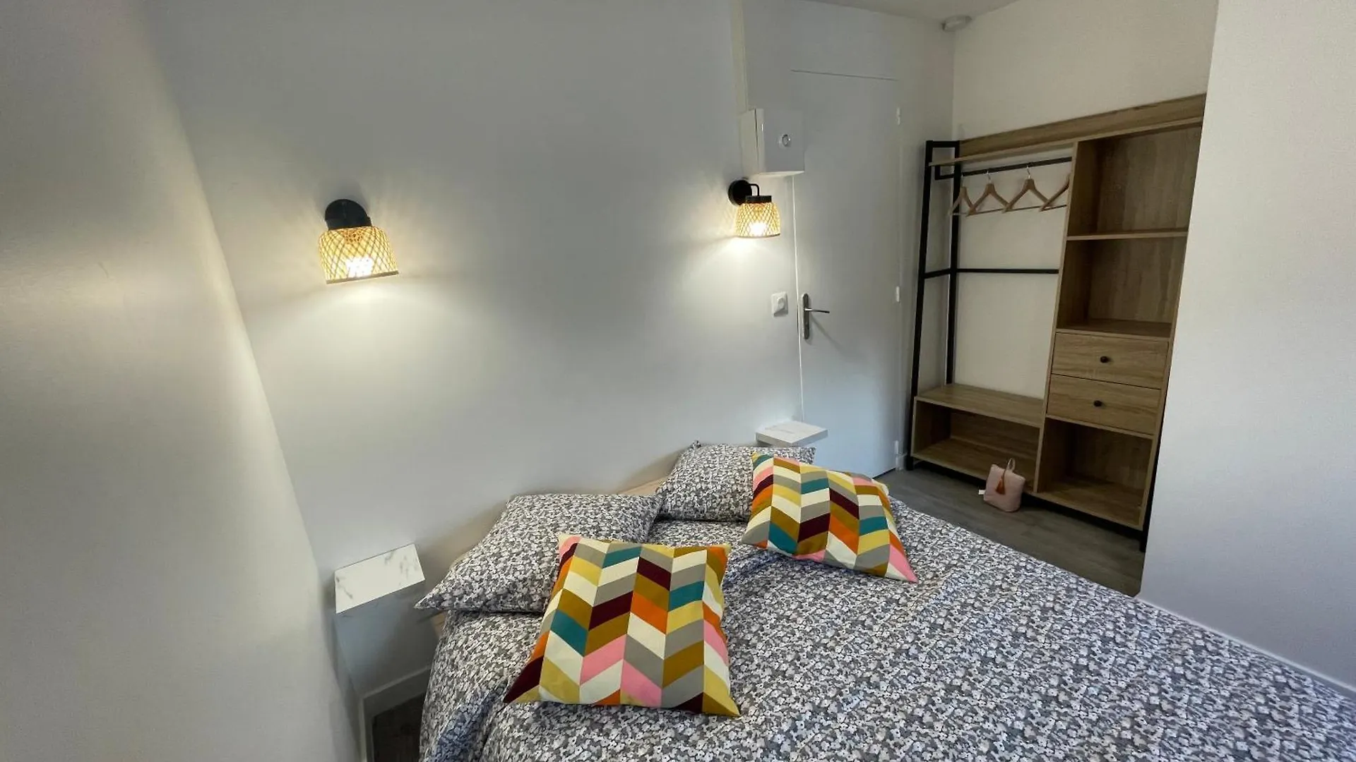 Studio 9 Neuf Et Moderne Tremblay-en-France Apartment